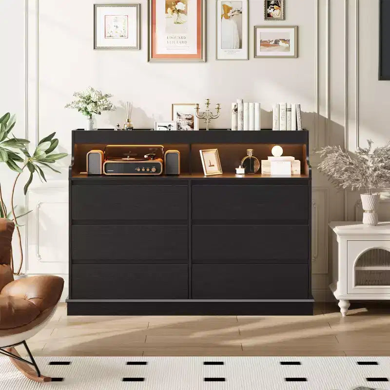 Commode 6 tiroirs en chêne | Lumières LED RGB et station de charge, rangement de chambre