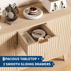Buffet en bois cannelé de style milieu de siècle | 3 tiroirs, grand bahut et bar à café