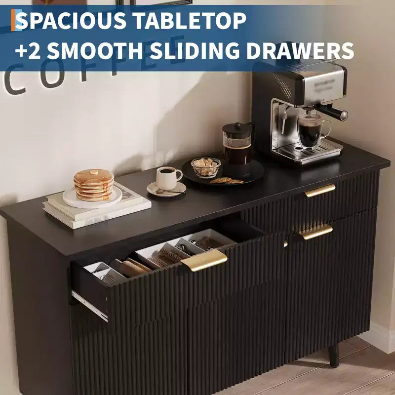 Buffet moderne cannelé de 119 cm | 3 Portes, 2 Tiroirs, Étagères réglables